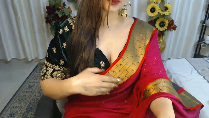 Mahimagic_doll