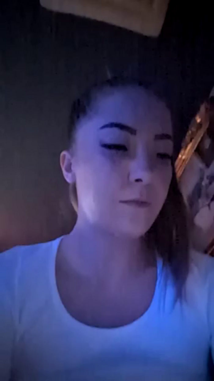 Risky_girl23