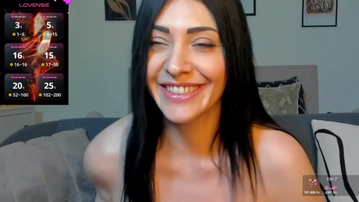 AryaSummersReal