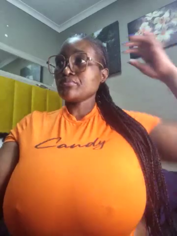 Bustygoddess32