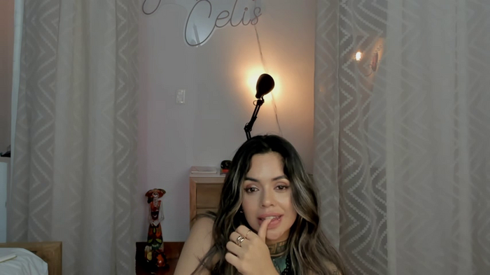 yandracelisofficial