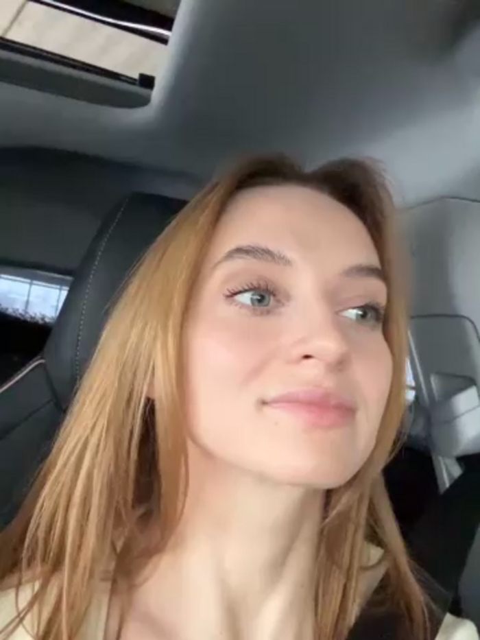 -AngelAri-