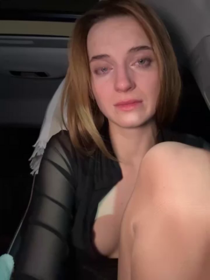 -AngelAri-