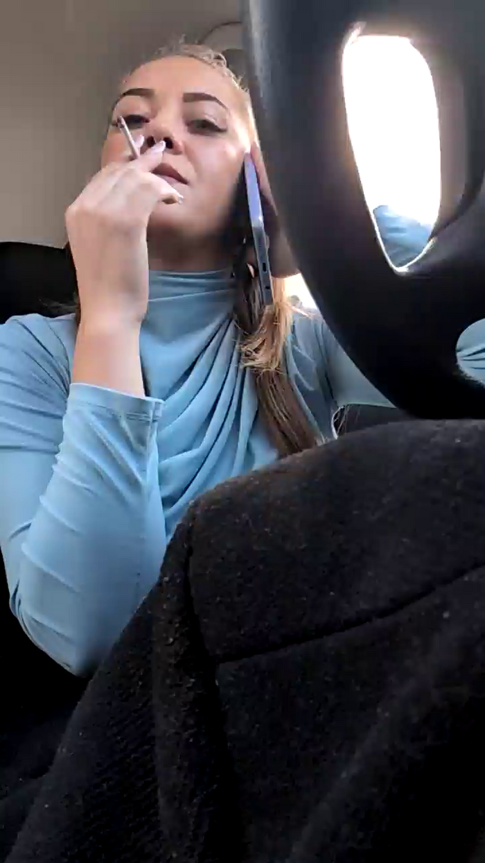 Risky_girl23