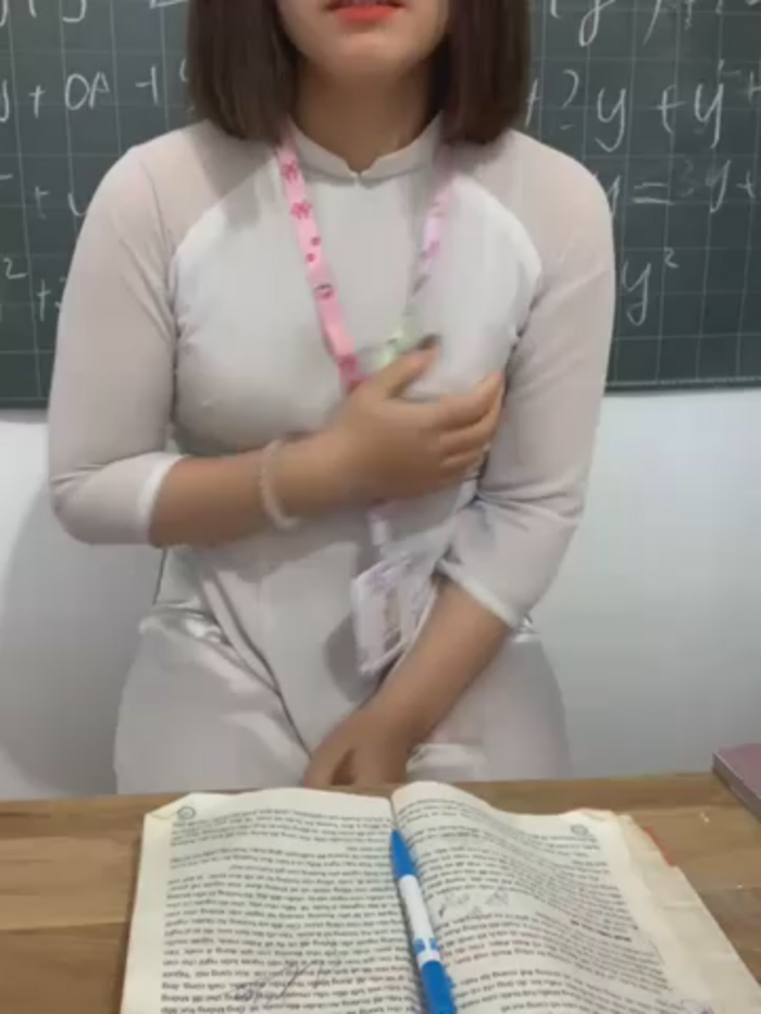 Schoolgirl_6969