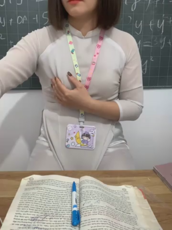 Schoolgirl_6969