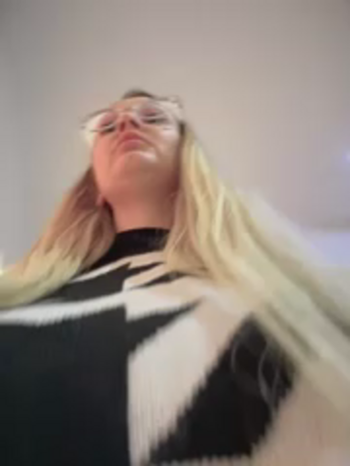 Teya_moon_