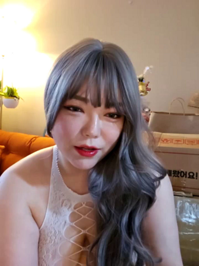 lunahong28
