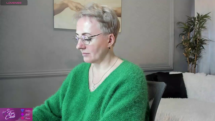 Nika_Smit