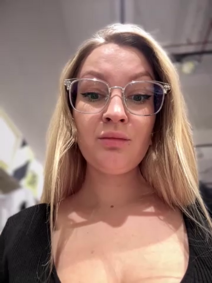 Teya_moon_
