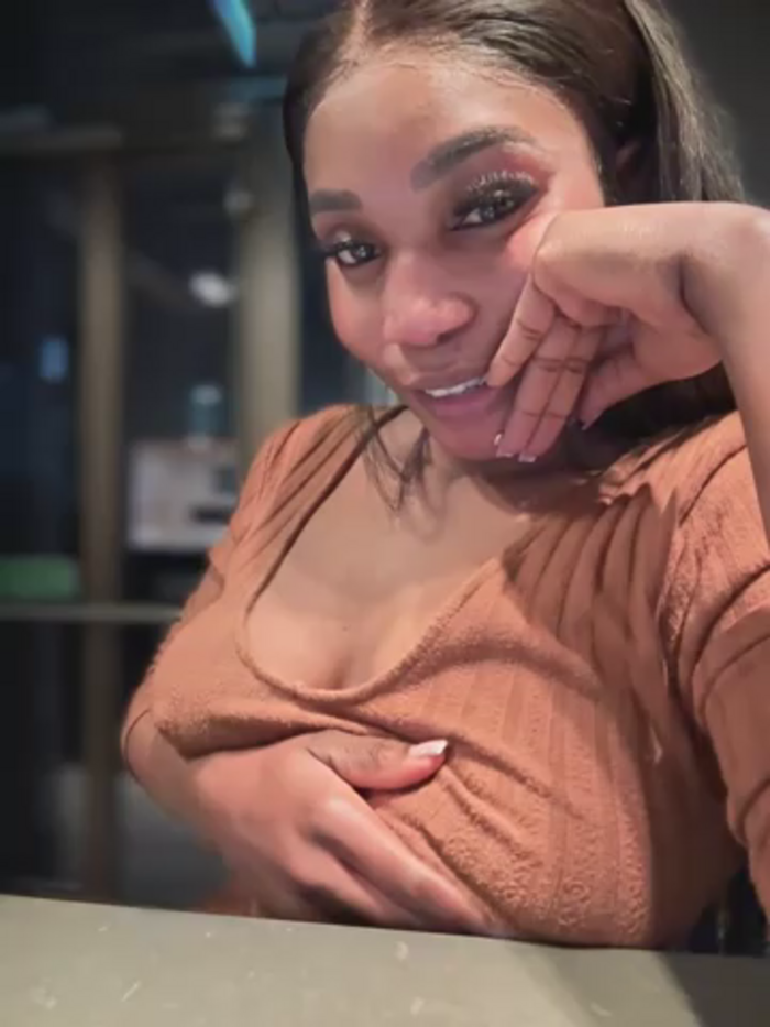 __Nessa__