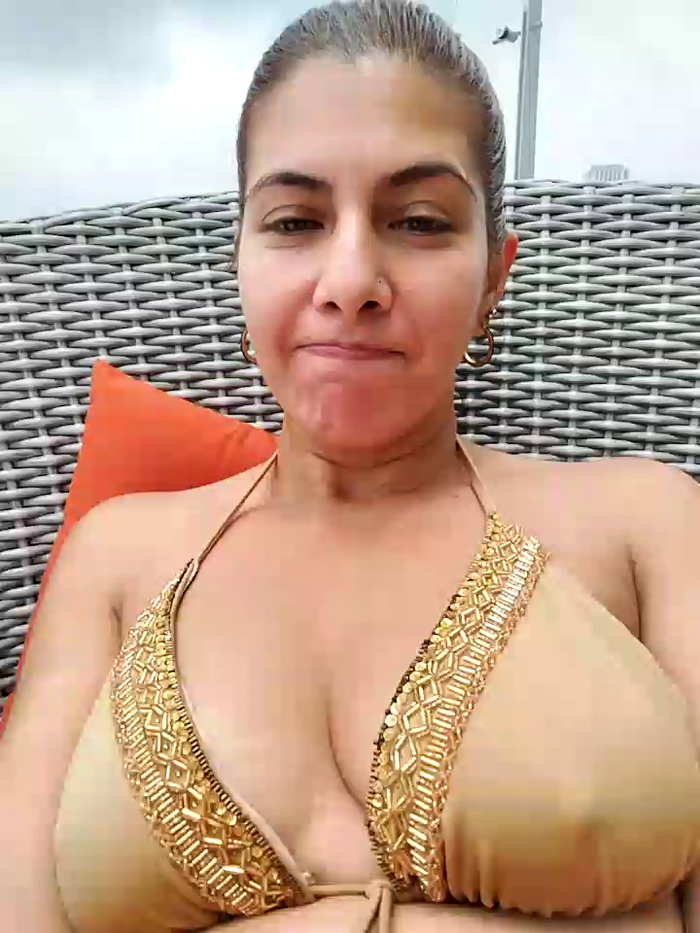 scarlett_moore
