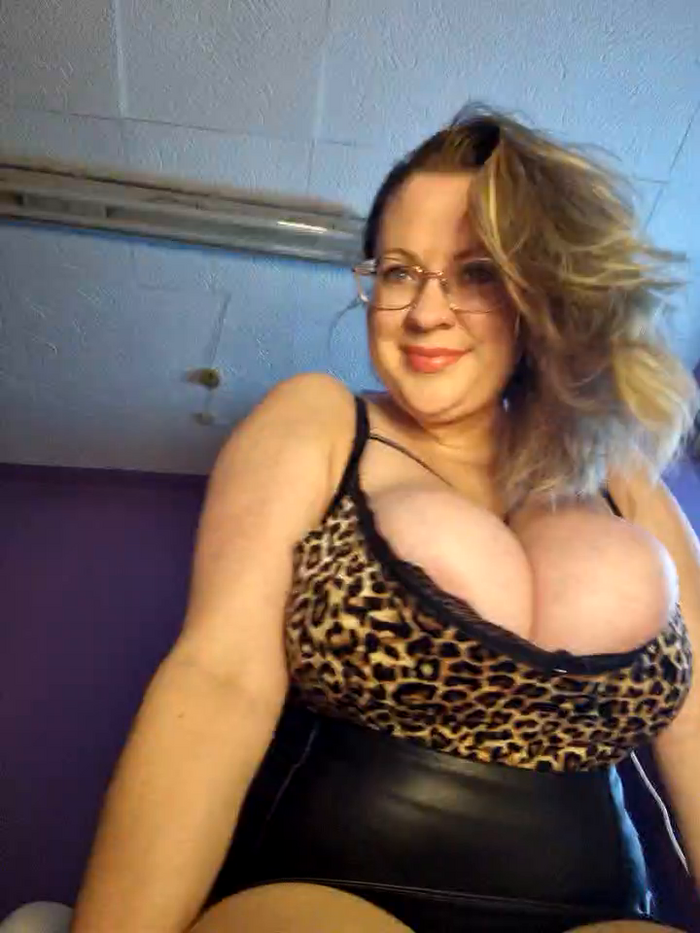 LanaLoveX