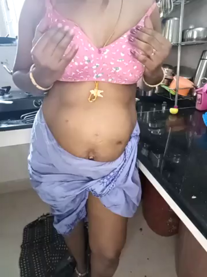 Tamil-hotwife