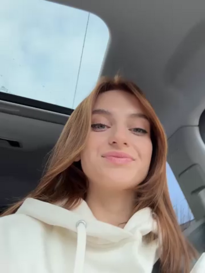-AngelAri-