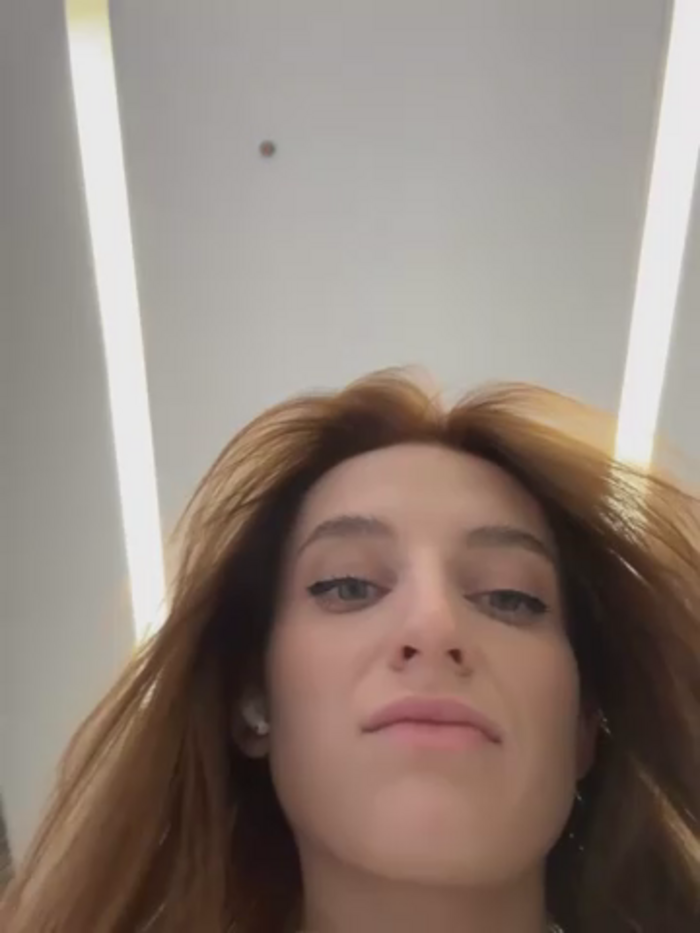 -AngelAri-