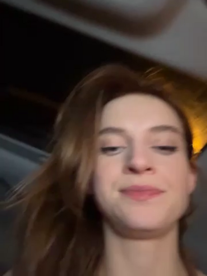 -AngelAri-