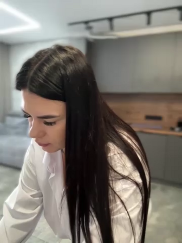 HugeBoobs-