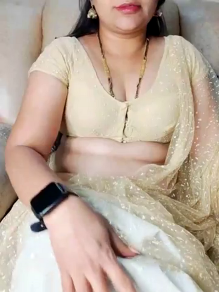 Unique_Housewife