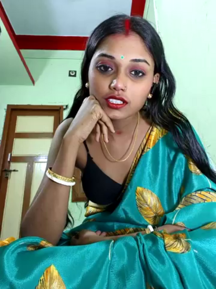 Hotbhabhi85
