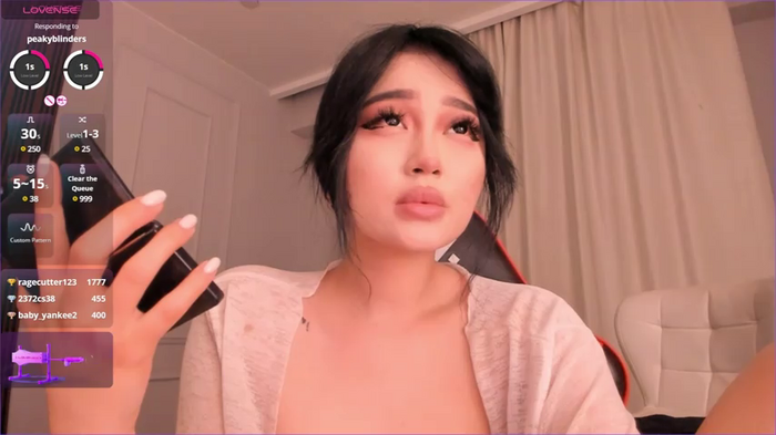sophia_squirtits