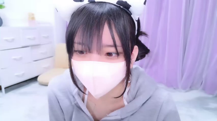 -Yuria-