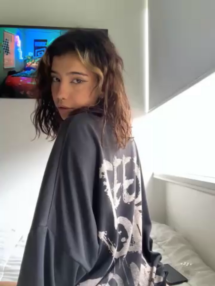 MIA_CUUTE-