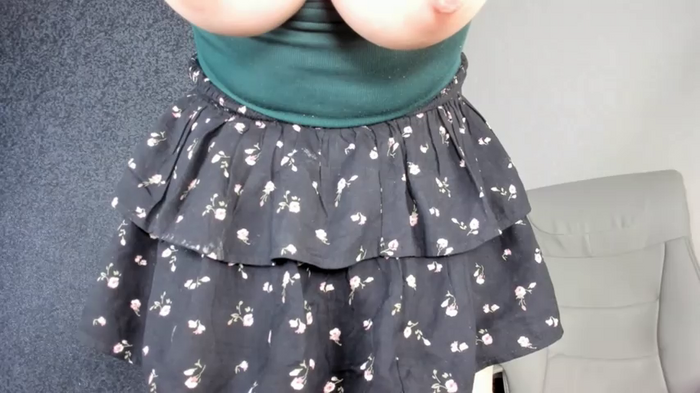 taeni_lara