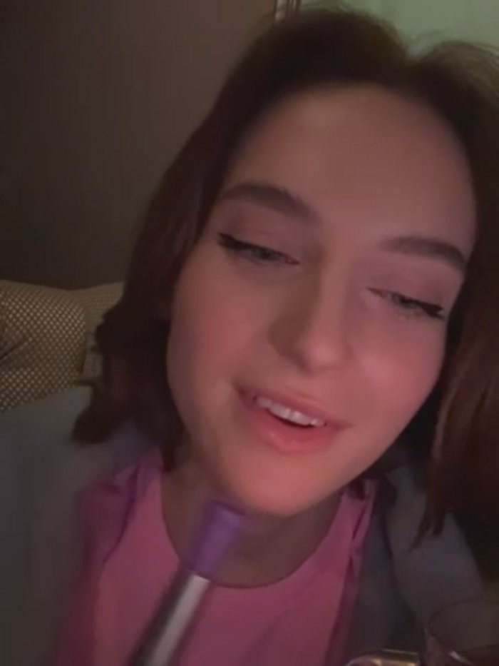 -AngelAri-