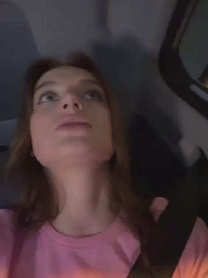 -AngelAri-