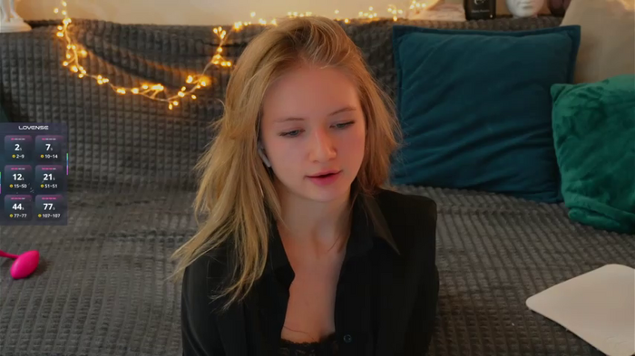 Alexandra_Demore