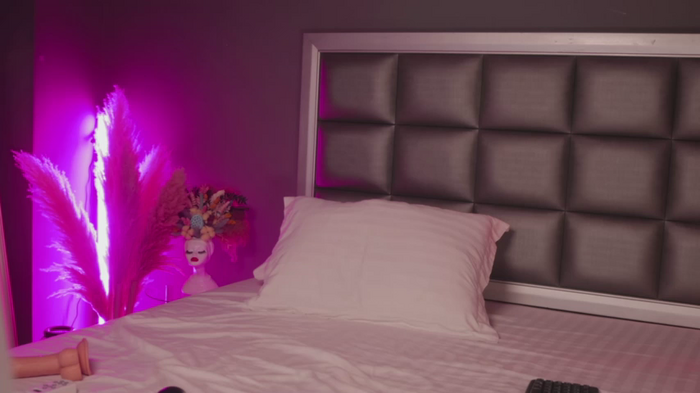 Anais_Bloom