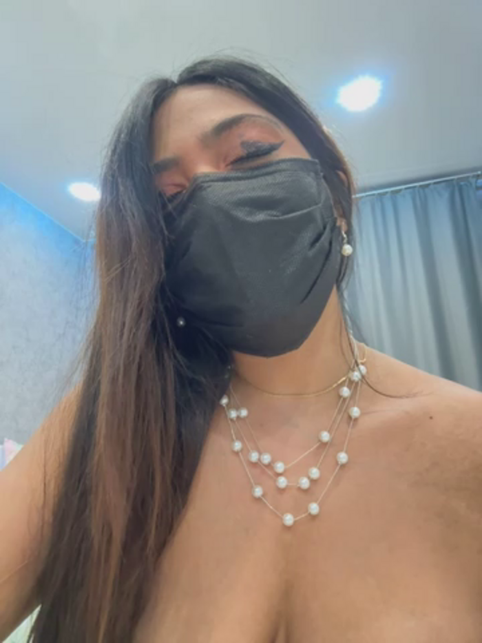 MonalisaDono18