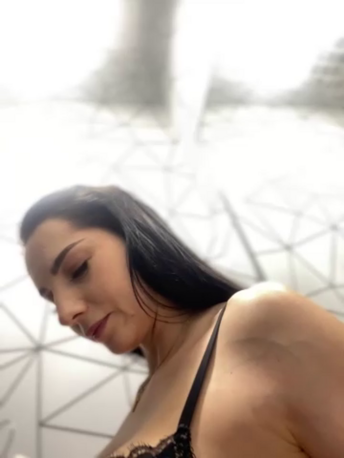 Roxana-Sexy