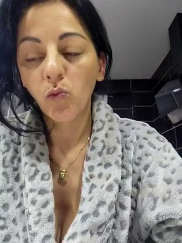 bruneta_sexy23