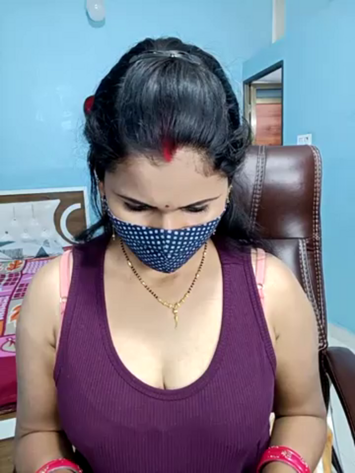 Anu-sexy-cpl