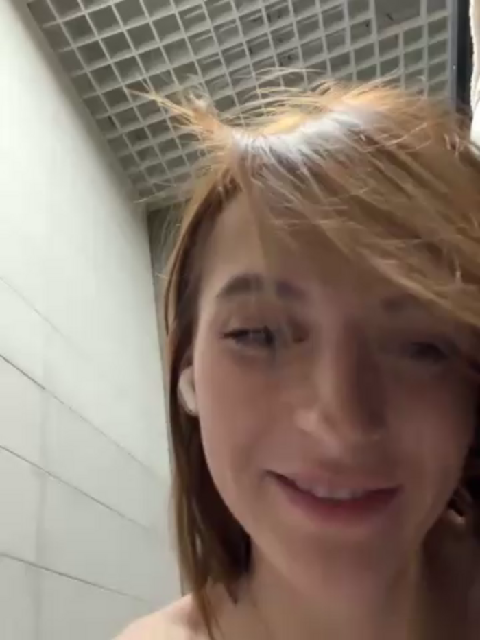 -AngelAri-