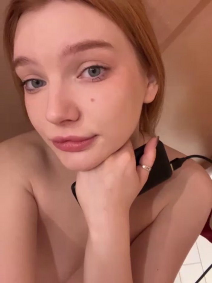 AmmyHot