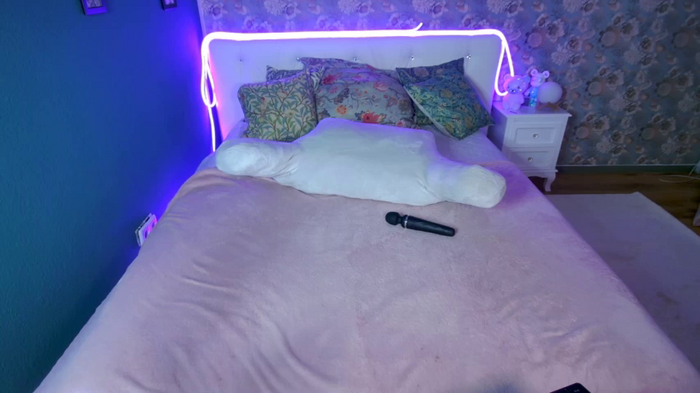 EmilyDiazofficial
