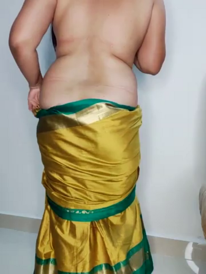 Unique_Housewife