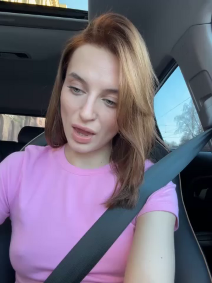 -AngelAri-