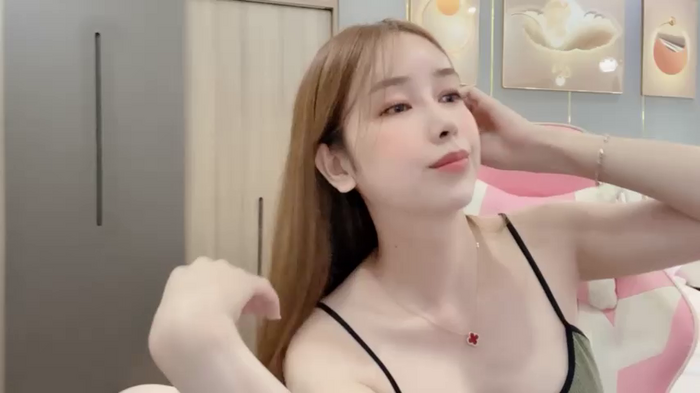 ANNA102