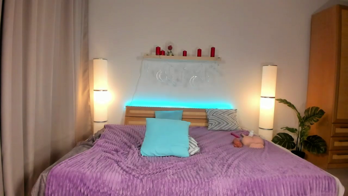 _BellaWhite