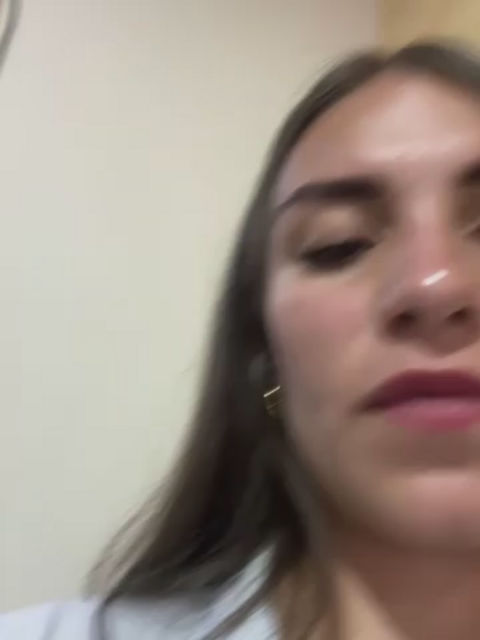 EMILY-07_
