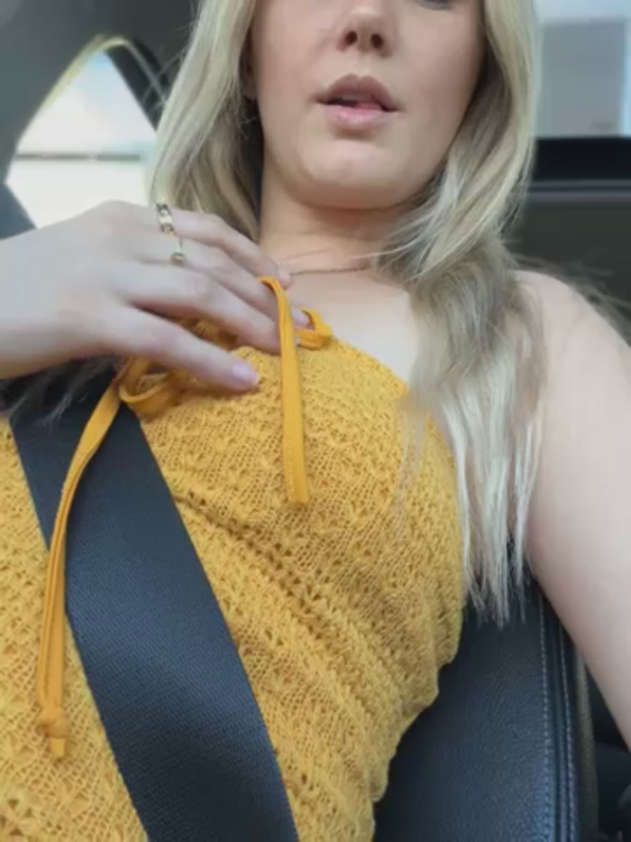 lexi_luv