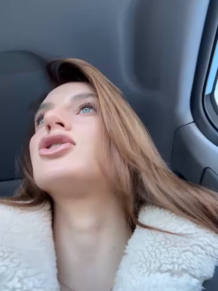 -AngelAri-