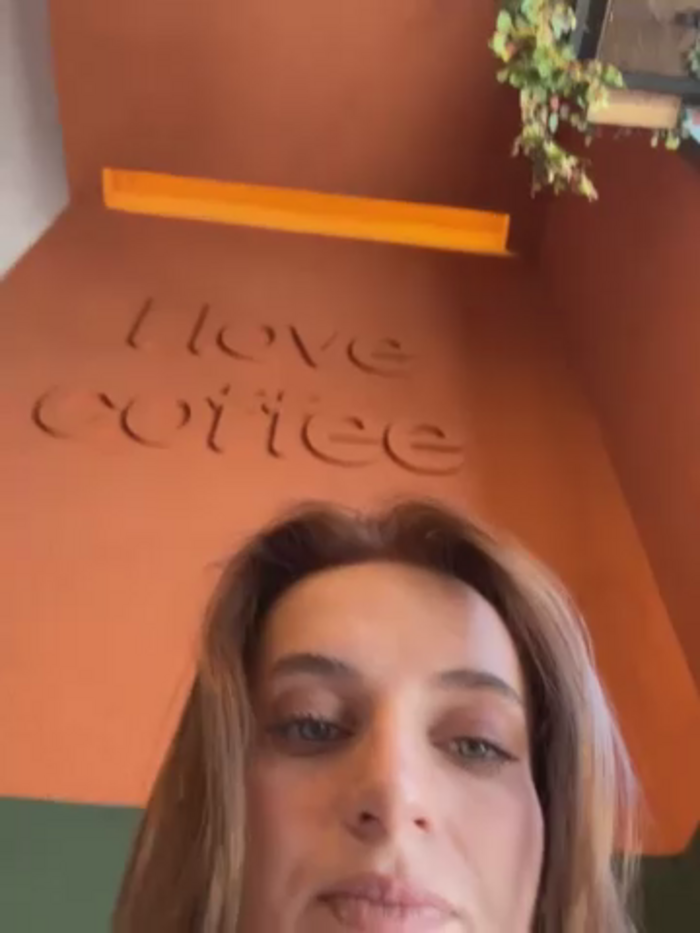 -AngelAri-