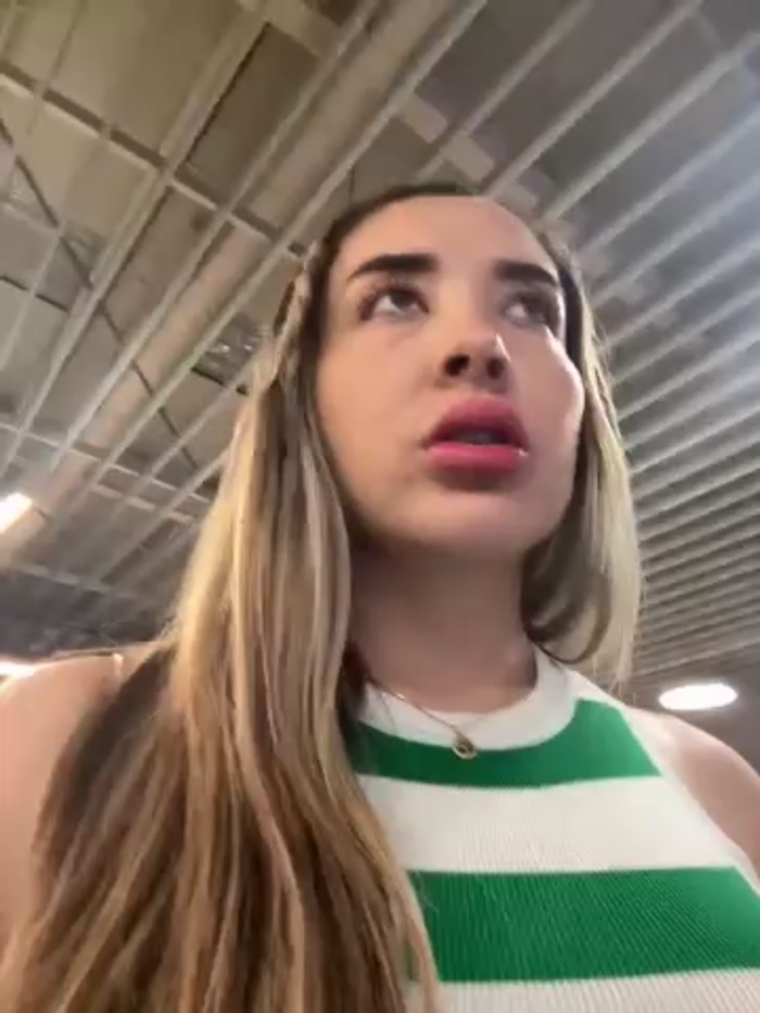 Alexa_seexy1