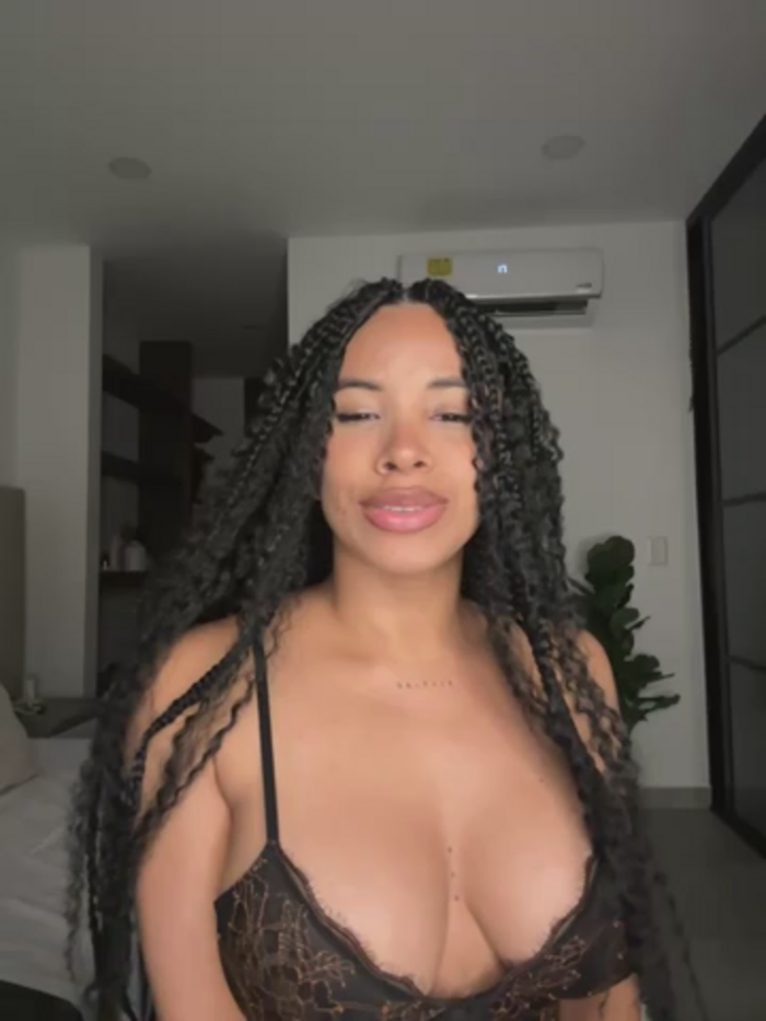 Brunettexio