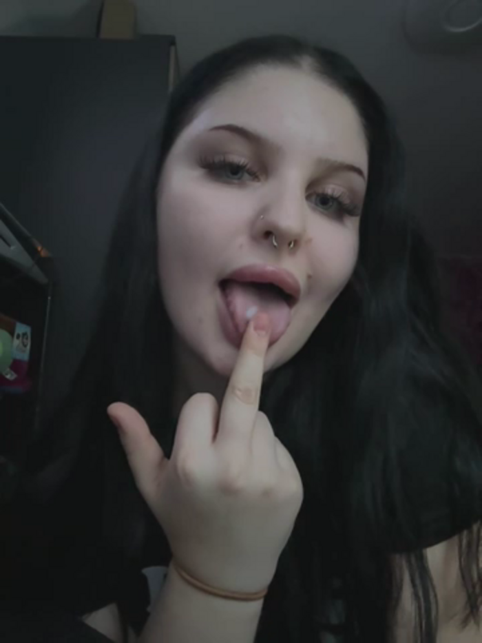 HalloKittyXO